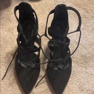Black Strappy Heels! Never been worn!